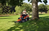 tondeuse autoportée Husqvarna